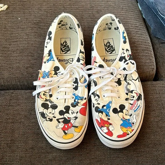 VANS x DISNEY Mickey Mouse sneaker